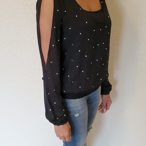 Bkack chiffon rhinestone top - Picture 2 of 3